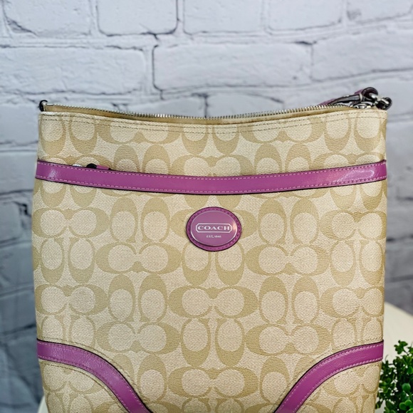 Nostalgic Coach cross body - Picture 1 of 4
